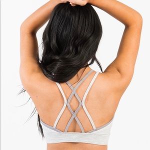 Zyia Luxe Strappy Bra Large